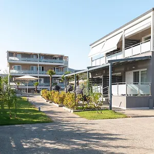Aparthotel Astra Luxury, Sarti